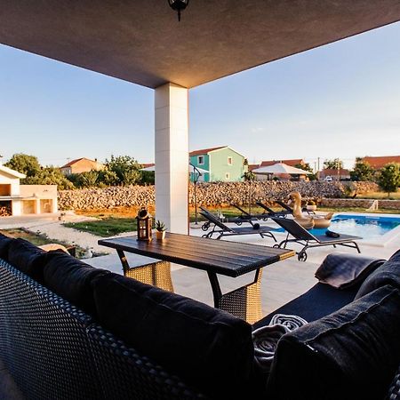 Family Dream House Villa Ruzic ภายนอก รูปภาพ